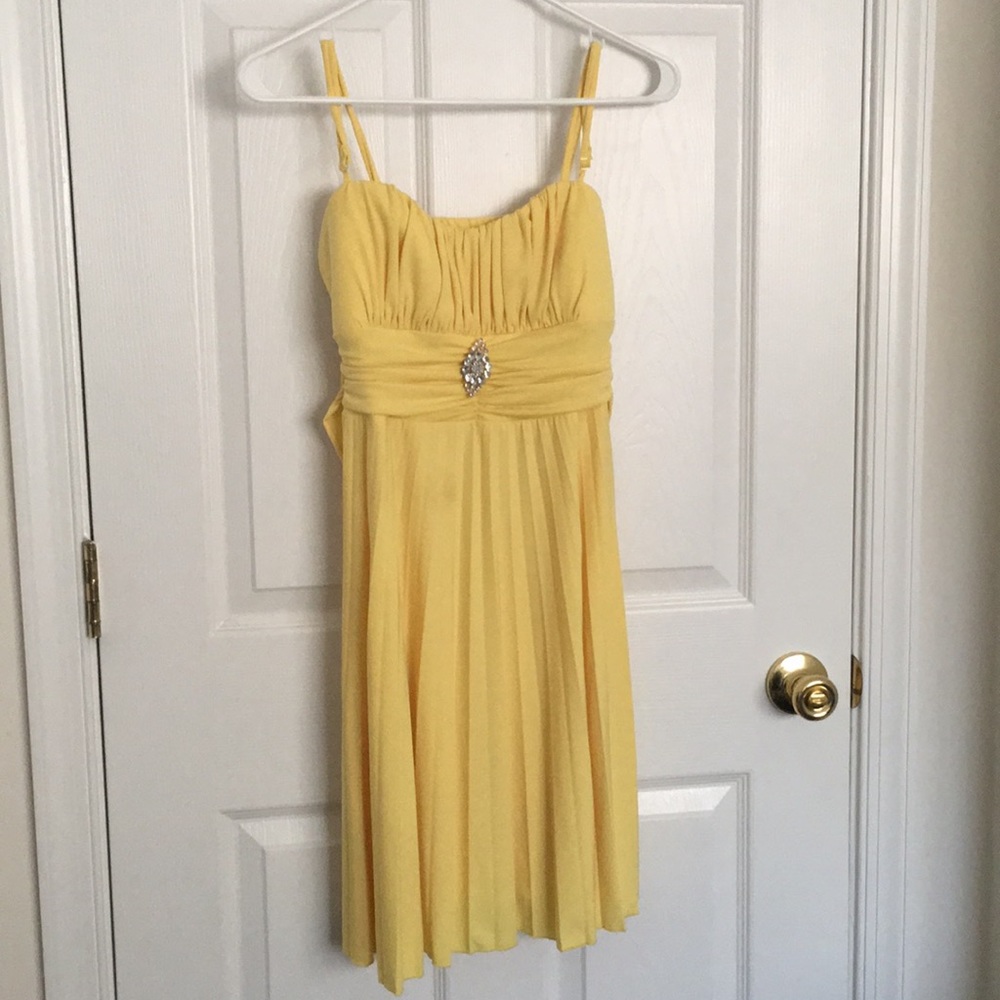 Yellow dress